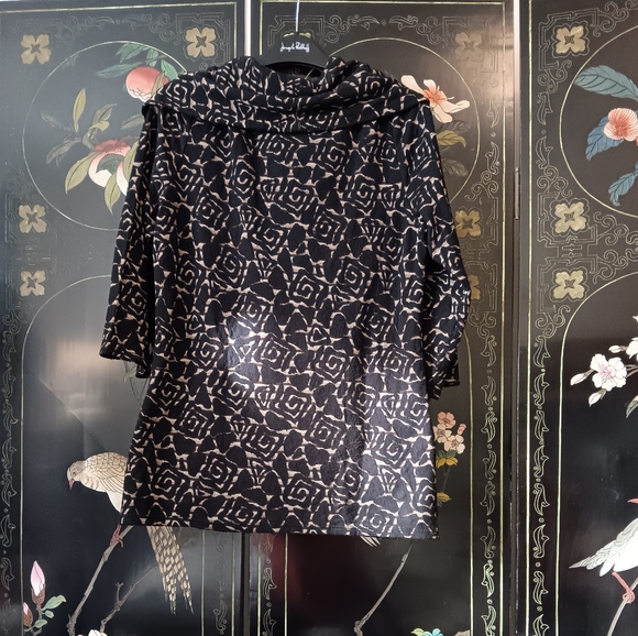 Frank Lyman Patterned Women's Top - Picture 5 of 7